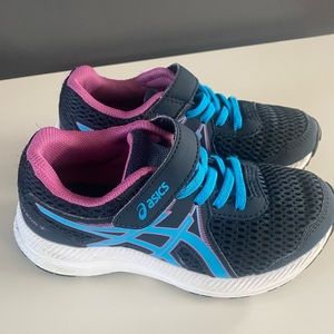 ASICS girls size 12